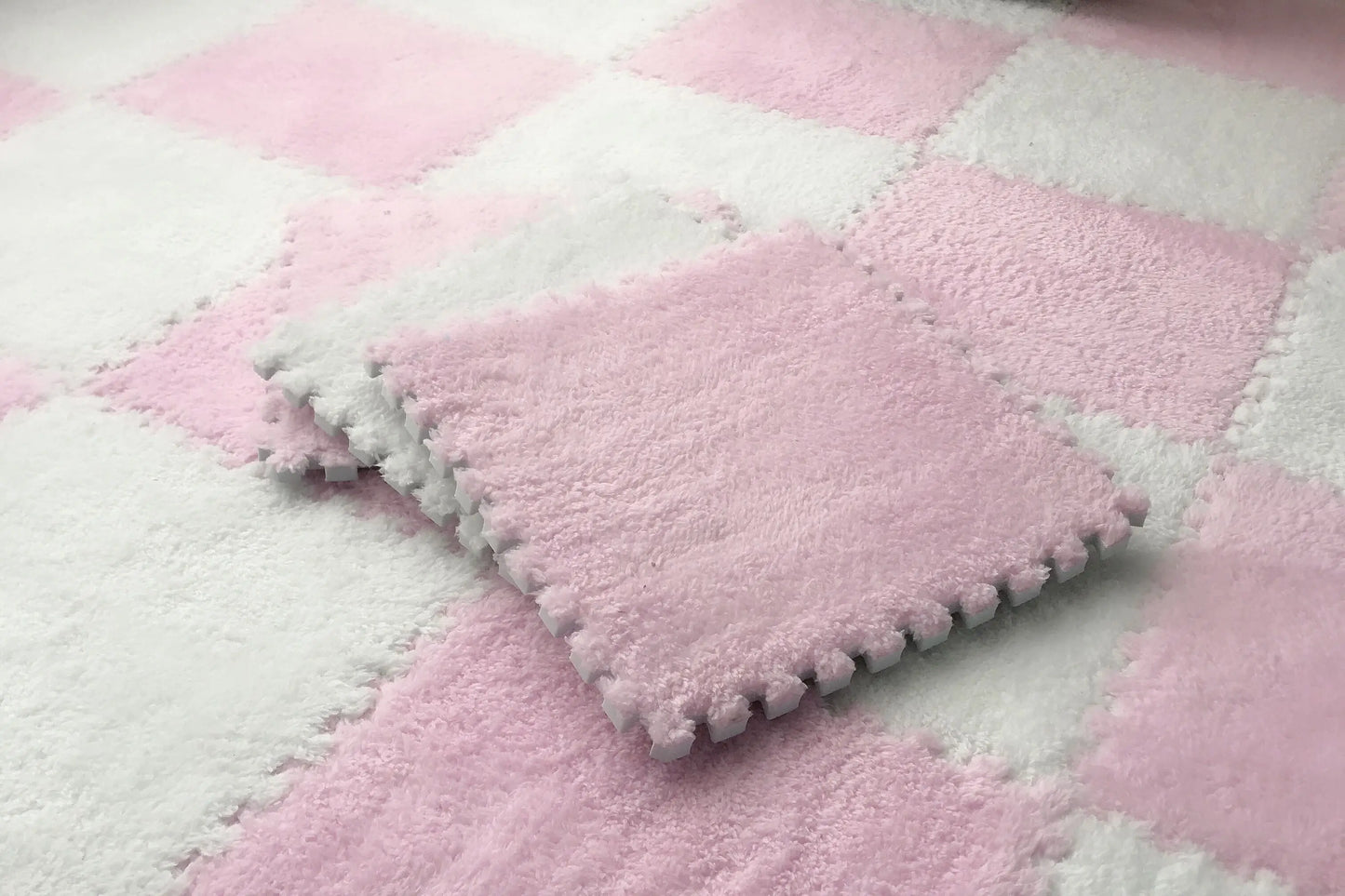 Tapis de Puzzle en Mousse Douce pour Enfants – Confort et Sécurité 👶🧩